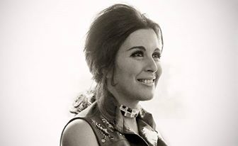 لأول مرة.. شاهدي بالفيديو  وثيقة زواج سعاد حسني من عبد الحليم حافظ
